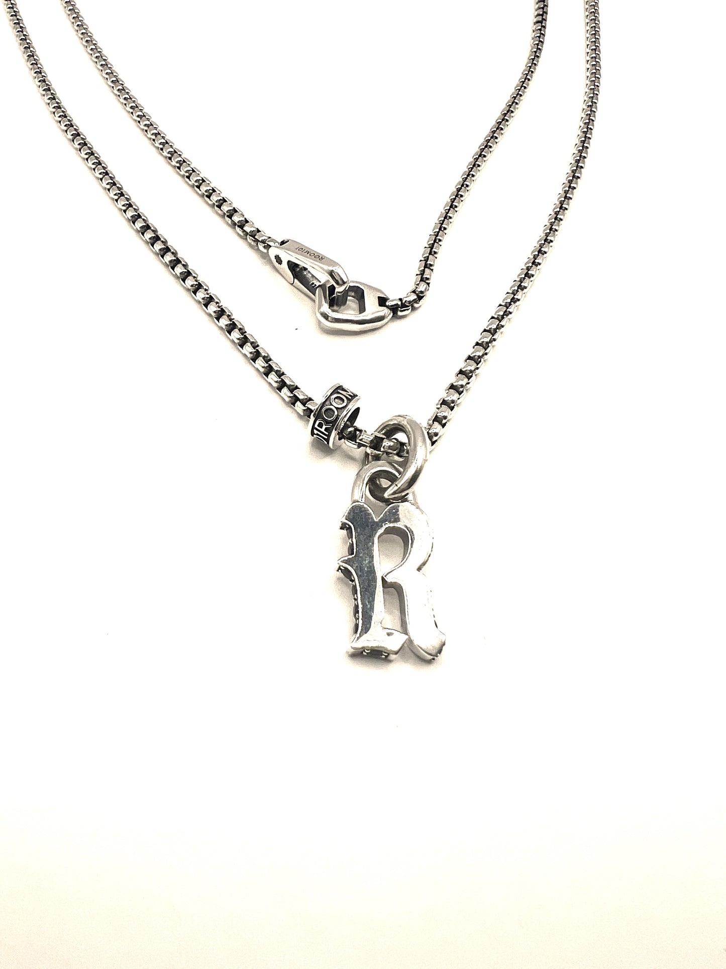 STERLING SILVER INITIAL LETTER "R PENDANT IN OLD ENGLISH WITH CHAIN /PROTOTYPE