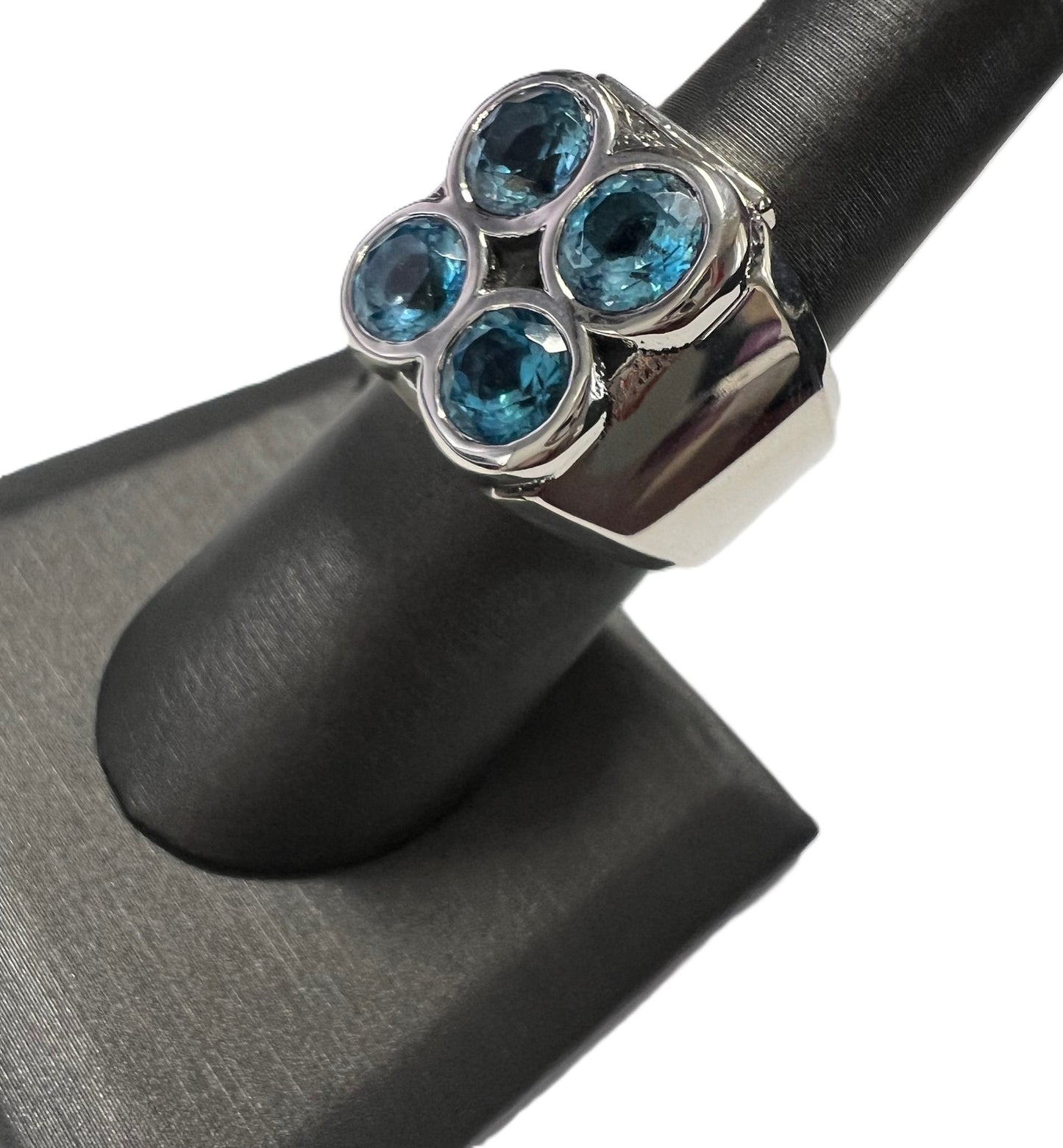 Sterling Silver Onyx Ring size 7.5/Archive