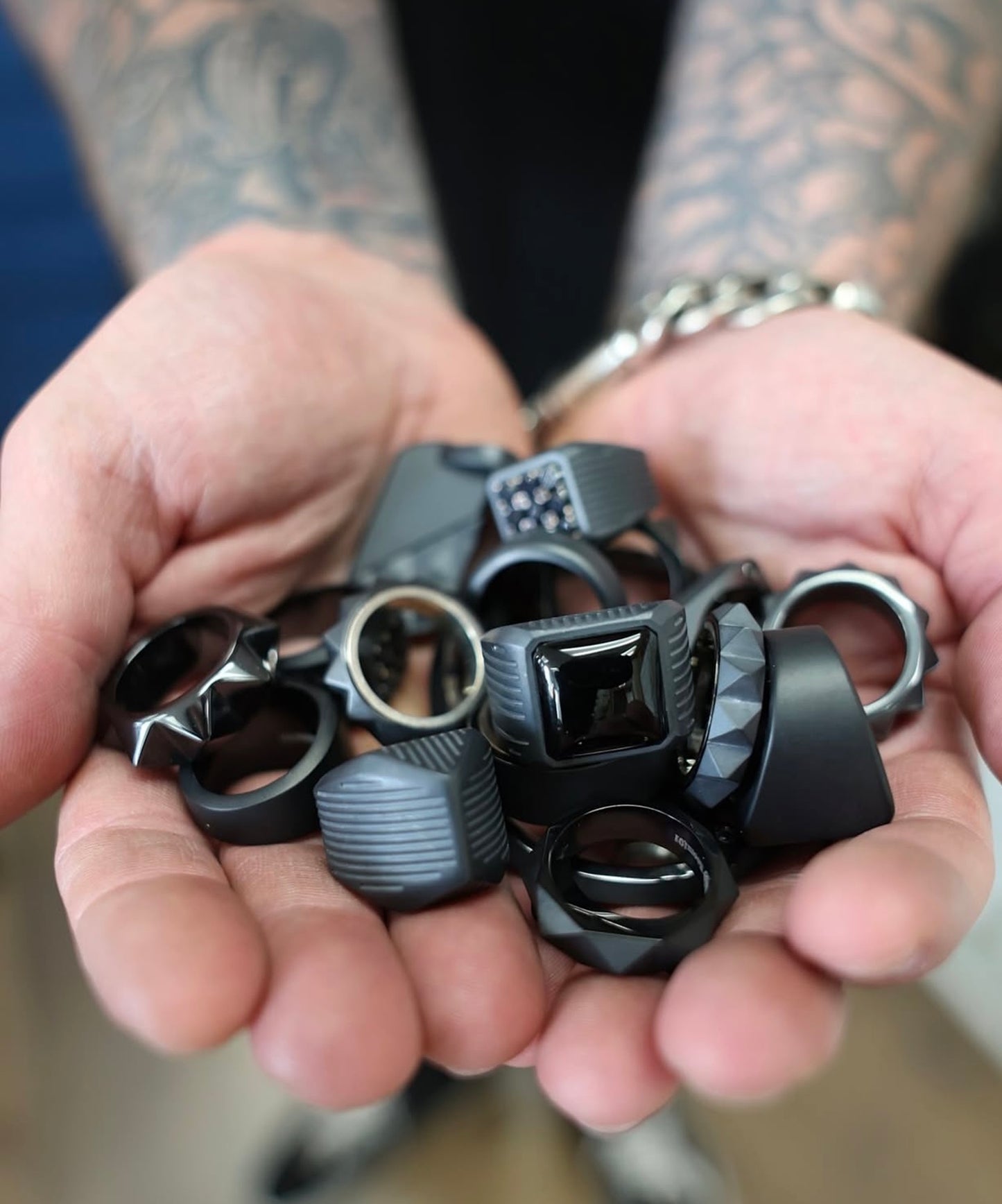 ONYX BLOCK RING