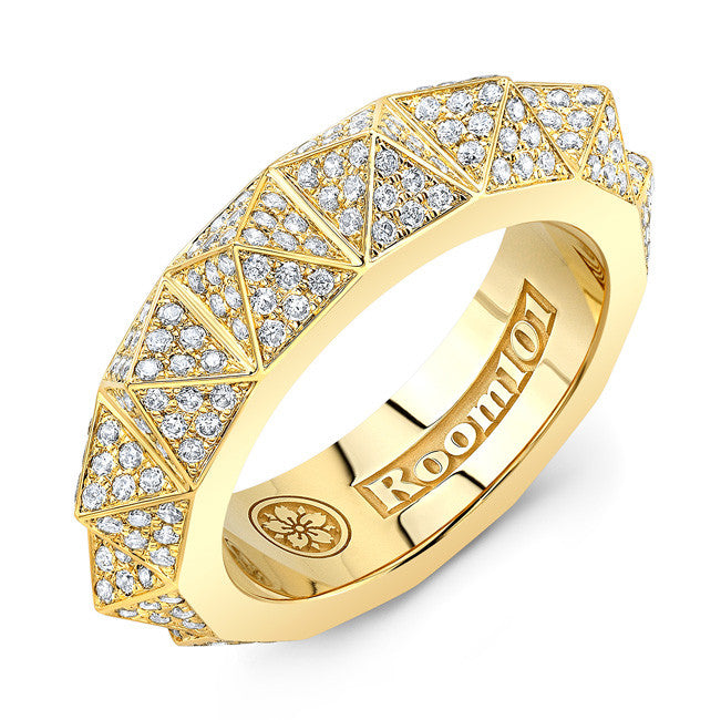 18K Gold Square Pyramid Ring With Diamond