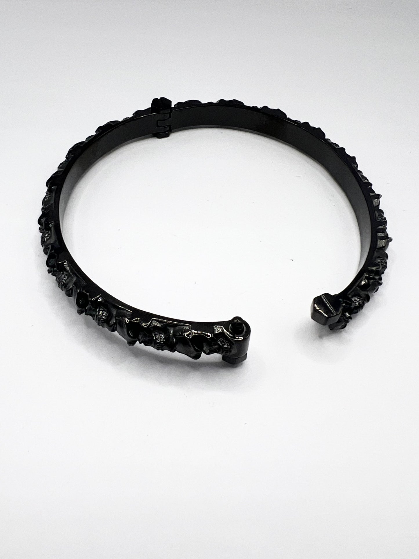 STAINLESS STEEL BLACK PVD SKULL BANGLE BRACELET/PROTOTYPE