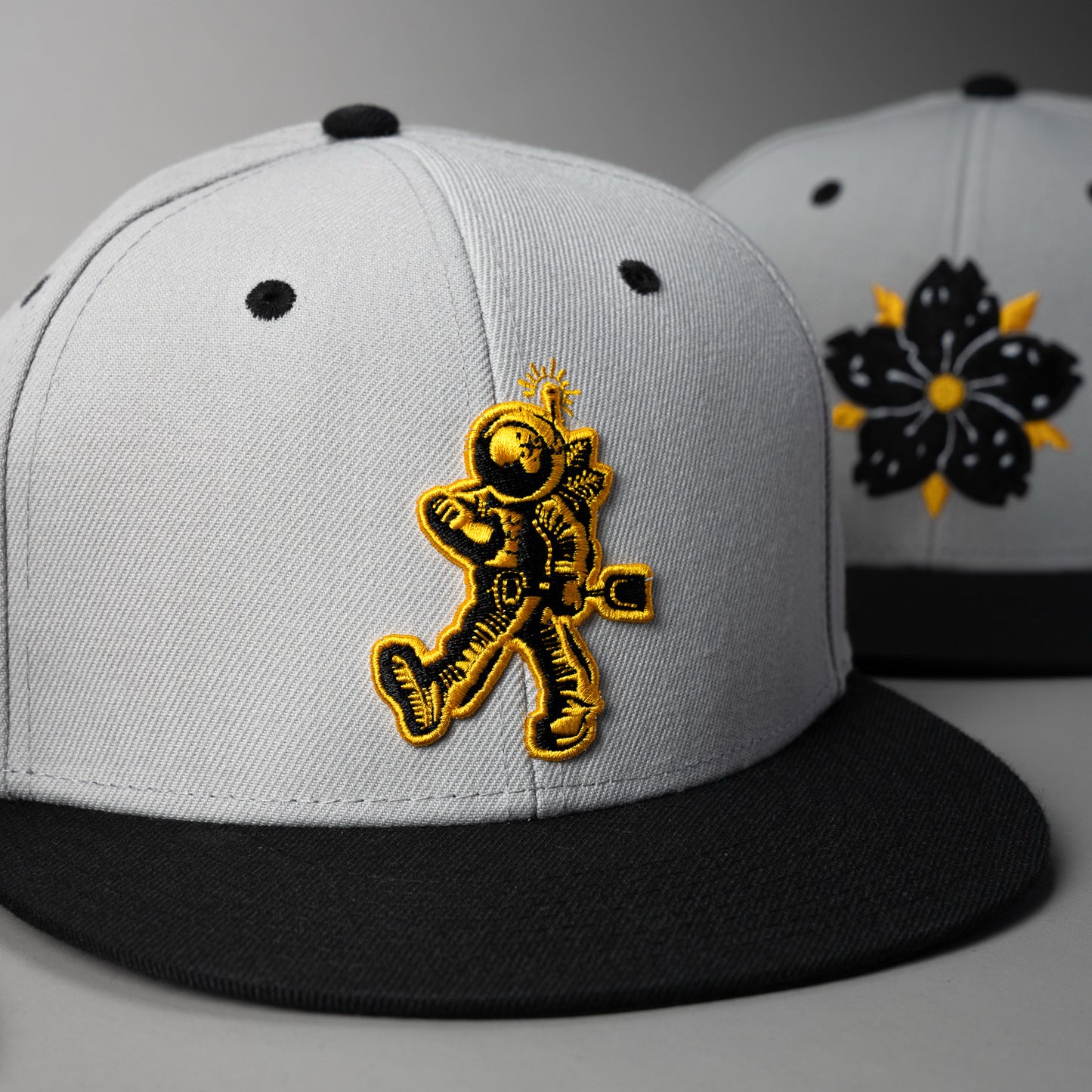 Pittsburgh Grey Moon Man Hat
