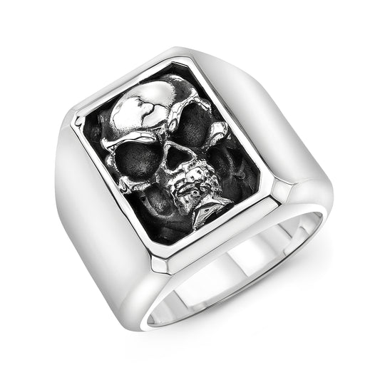 Skully Signet ring size 9/ Archive